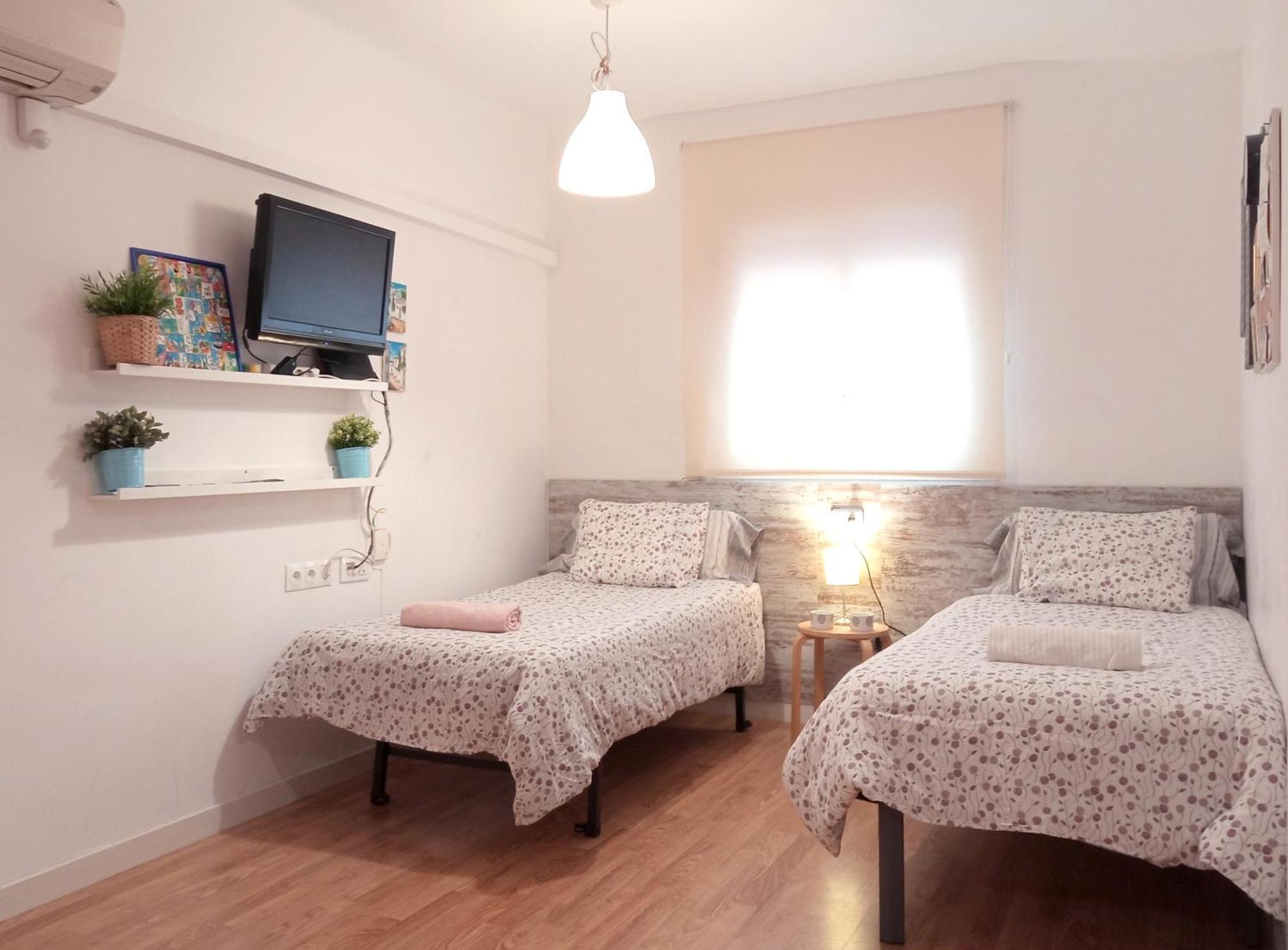 bcn4days Apartments L'Hospitalet de Llobregat Extérieur photo