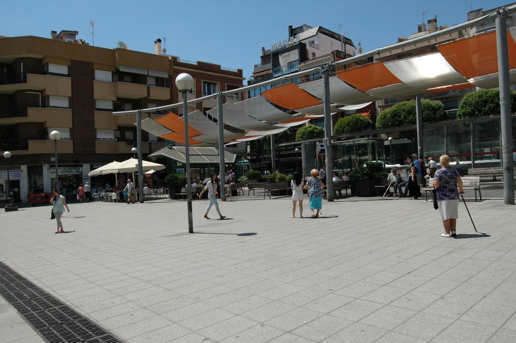 bcn4days Apartments L'Hospitalet de Llobregat Extérieur photo