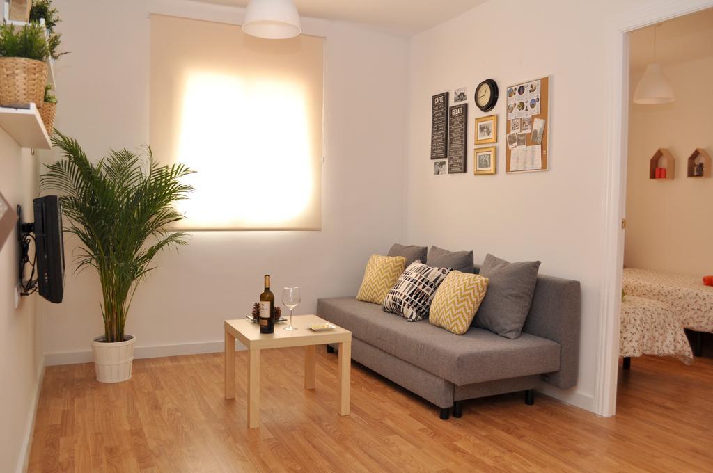 bcn4days Apartments L'Hospitalet de Llobregat Extérieur photo