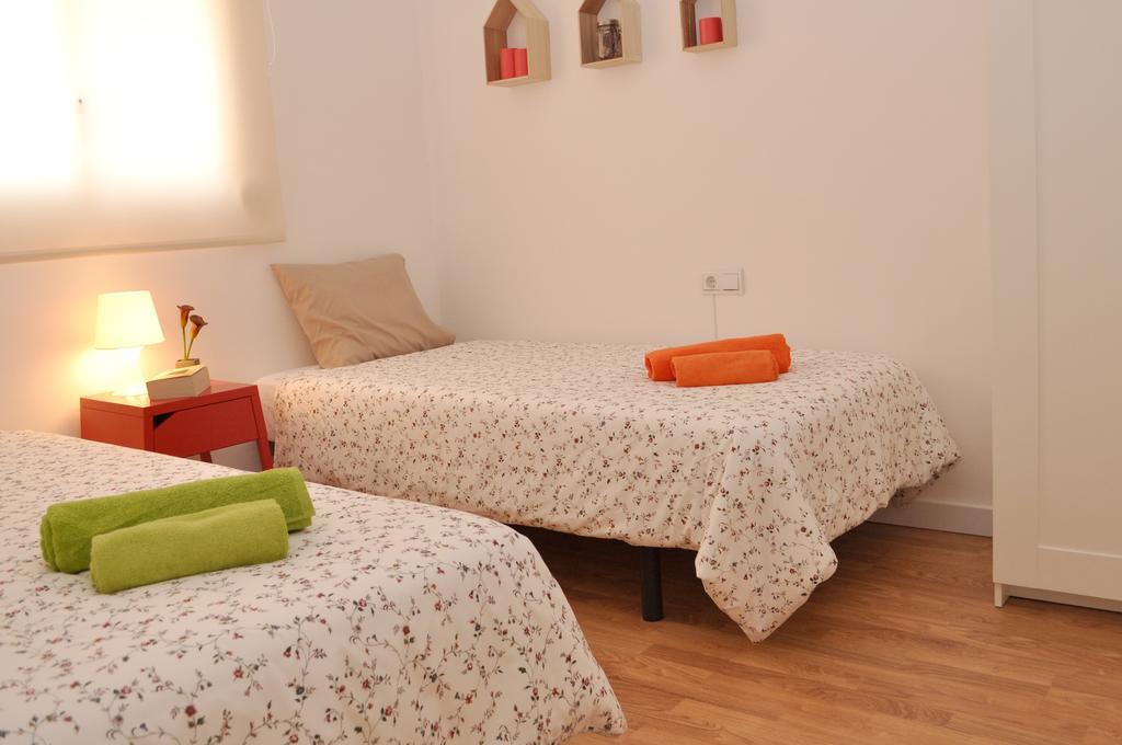 bcn4days Apartments L'Hospitalet de Llobregat Extérieur photo